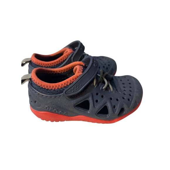 Kids Crocs Navy/Red Closed-Toe Water Shoes With Velcro Strap & Pull Tab - Size 7 - Picture 3 of 7